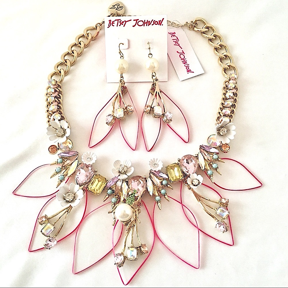 Betsey Johnson ‘Buzz Off’ Bug/Floral Jewelry Set NWT/HTF